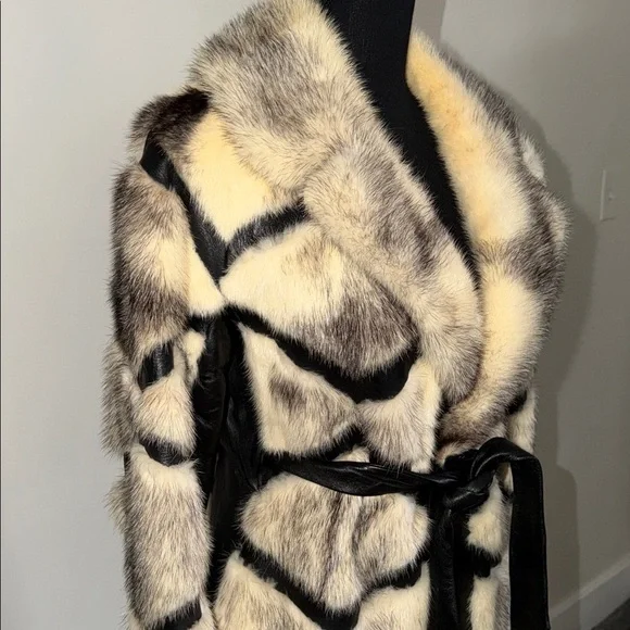 Chic Ken Nanfelt Fur and Leather Patterned Jacket - Picture 2 of 8